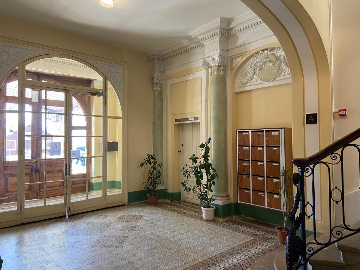 Elegant Historic Apartment Le Mont Joly - 3 Bed 2Bath View 80M2 แซ็งต์-แฌร์เวส์-เลส์-แบ็งส์ ภายนอก รูปภาพ
